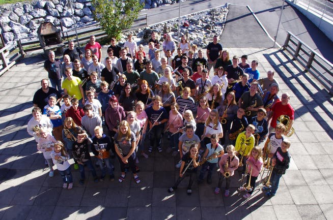Die Lagergemeinschaft blickt dem Abschlusskonzert in Rickenbach entgegen.