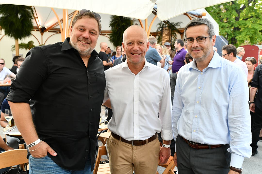 Roland Schibler (alt Obernaar Olten), Martin Wey (Stadtpräsident Olten) und Benvenuto Savoldelli (Stadtrat Olten).