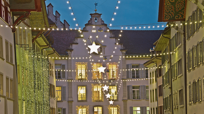 Weihnachtsbeleuchtung Aarau darf nicht konkurrenziert werden