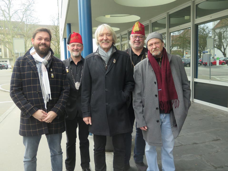 Von links: Zweitplatzierter Reto Wollschlegel, Plakettenchef Christian Wüthrich, Sieger Christof Schelbert, Fukorats-Präsident Beat Loosli und Drittplatzierter Marcus Aebersold.