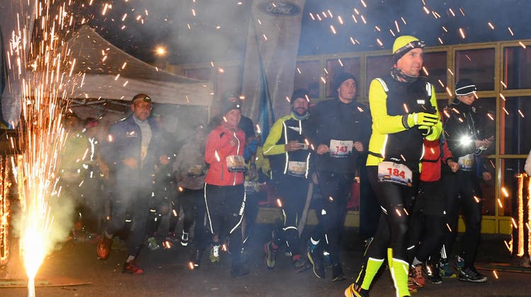 Eine spezielle Art, ins neue Jahr zu wechseln: Läufer aus 51 Nationen nehmen am Neujahrsmarathon teil