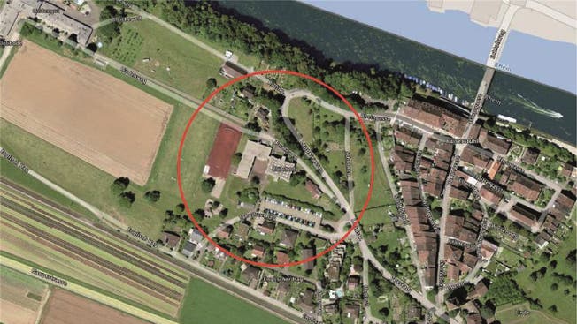 Das Areal Blöleboden (rot umkreist) westlich der historischen Altstadt von Kaiserstuhl.