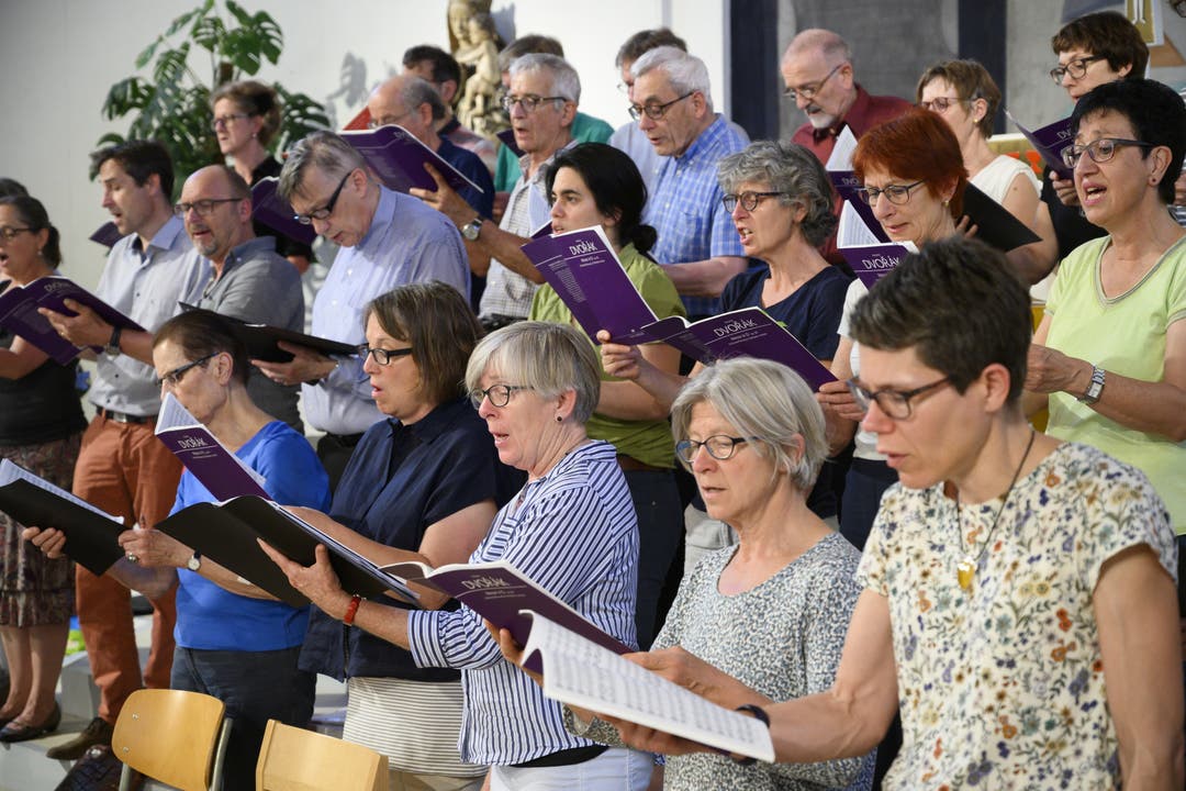 Probe Schola Cantorum Wettingensis Probe in der Kirche St. Anton für die Jubiläumskonzerte in Zusammenarbeit mit dem Orchester Sinfonia Baden.