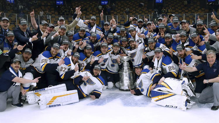 Auf der Triumph-Achterbahn: Die St. Louis Blues feiern ihren lang ersehnten NHL-Titel