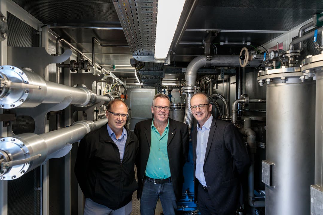 Eröffnung der Biogasanlage der ARA und SWG Benno Schläfli (Geschäftsführer ARA), Per Just (Geschäftsführer SWG), Alexander Kohli (ARA-Präsident)