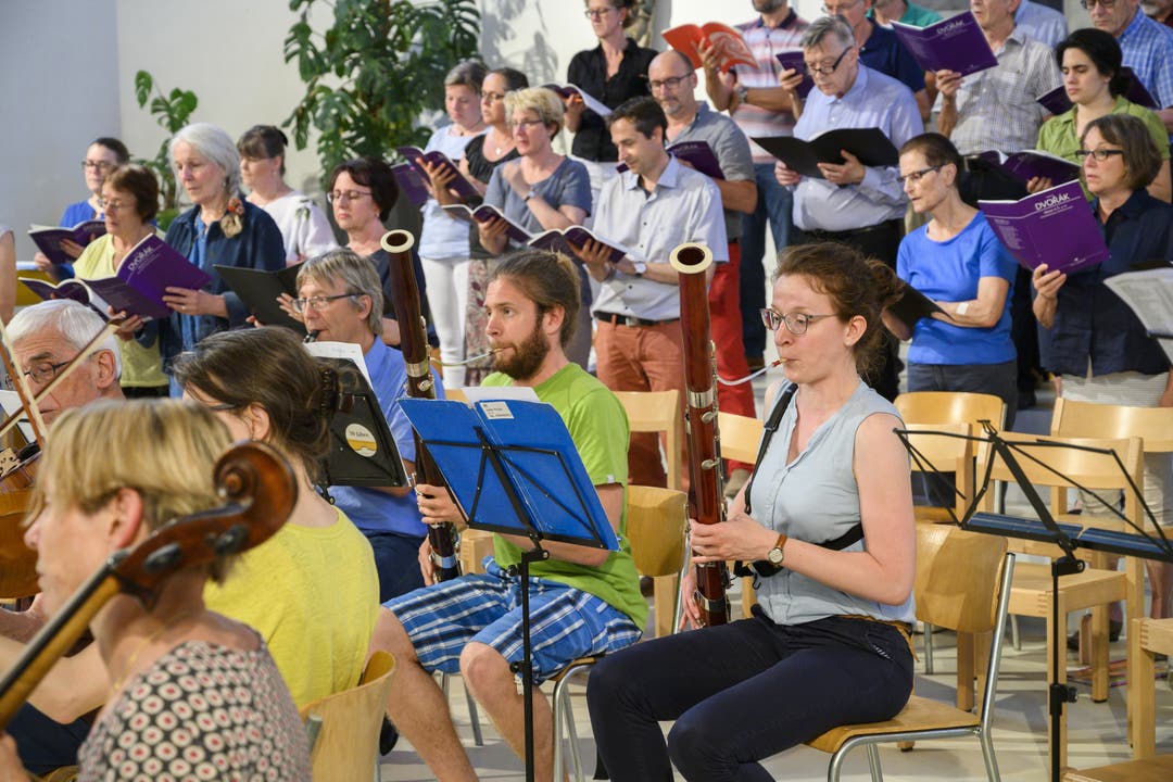 Probe Schola Cantorum Wettingensis Probe in der Kirche St. Anton für die Jubiläumskonzerte in Zusammenarbeit mit dem Orchester Sinfonia Baden.
