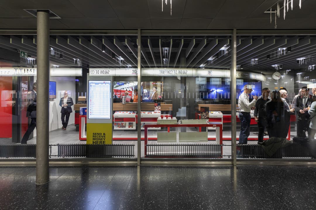 Impressionen aus dem neu eröffneten SBB-Reisezentrum am Bahnhof Baden.