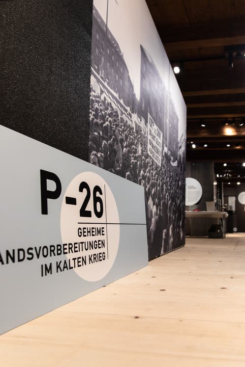 Die neue Sonderausstellung «P-26 - Geheime Widerstandsvorbereitungen im Kalten Krieg» im Museum Altes Zeughaus zeigt ein Kapitel der jüngsten Vergangenheit der Schweiz.