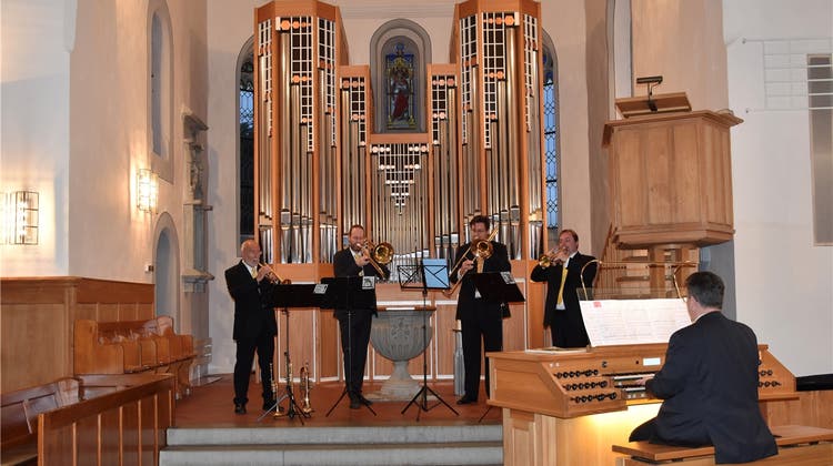 Herbstkonzert des Vereins Neue Orgel Weiningen: ein vielseitiger Genuss für die Ohren