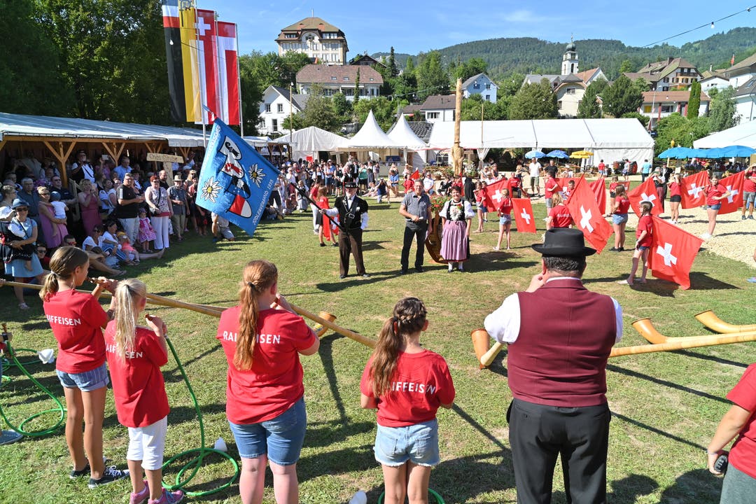 Auftakt 31. Nordwestschweizerisches Jodlerfest in Mümliswil-Ramiswil