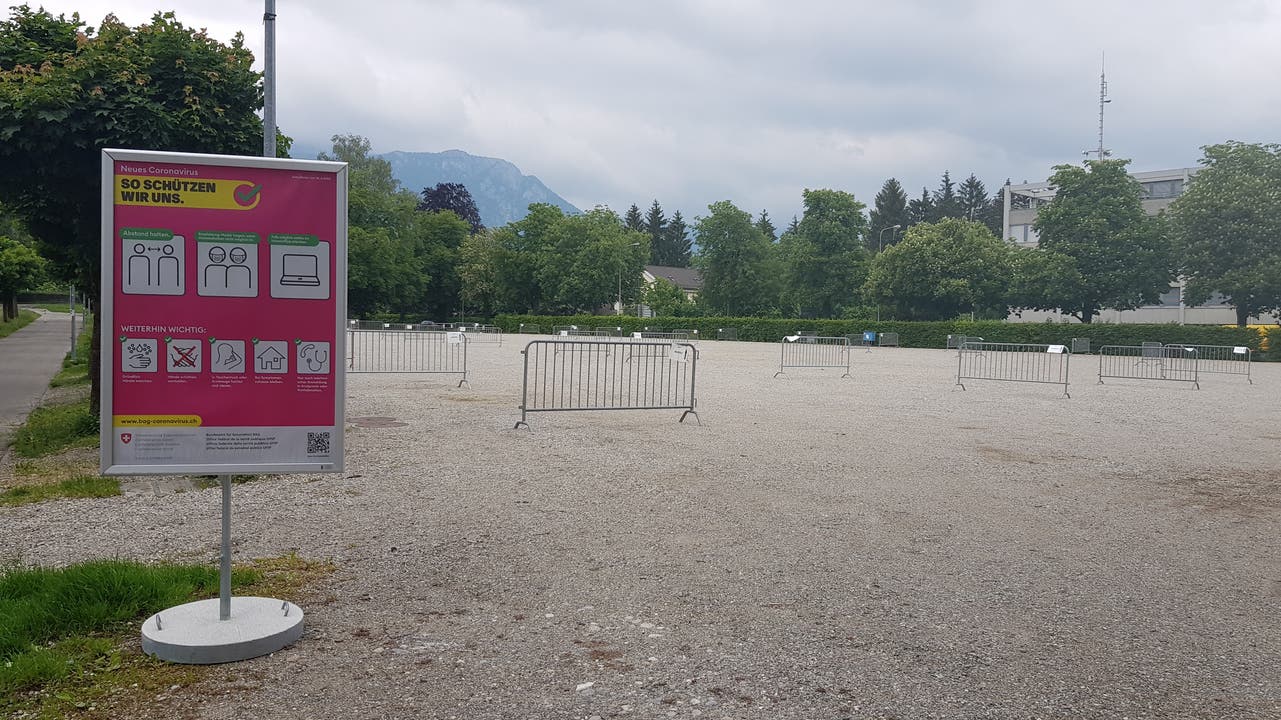 Der Schanzenplatz, vorbereitet für den Solothurner Märet