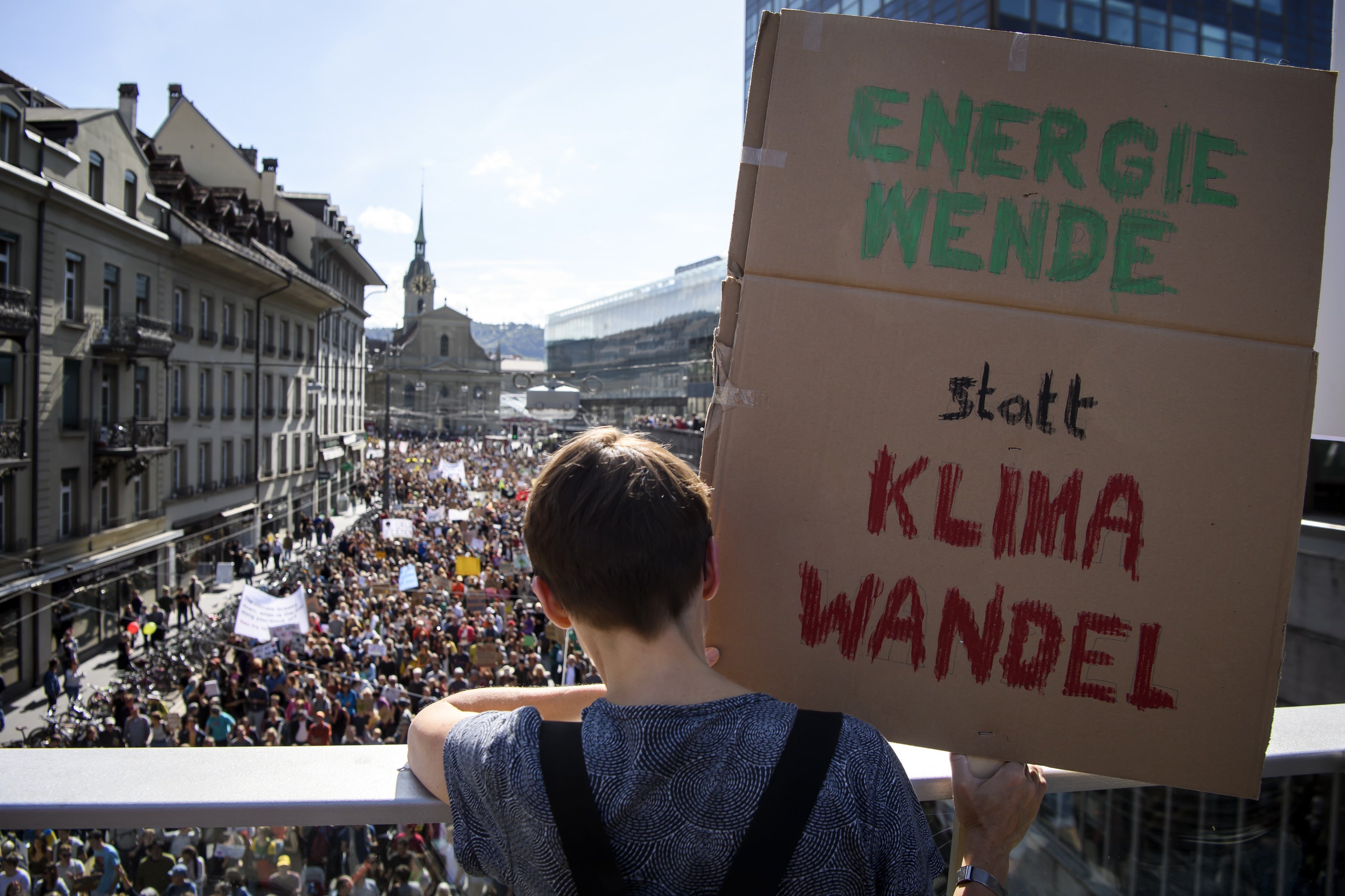 Bildstrecke - Eindrücke Von Der Nationalen Klimademo In Bern