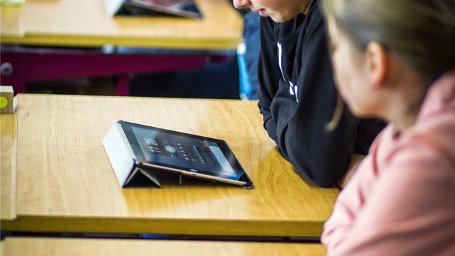 Für Schüler soll es nun ein iPad geben. (Archiv)