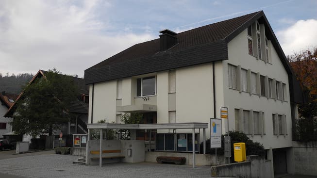 Das Baugesuch für zwei Sozialwohnungen in der ehemaligen Wiler Gemeindekanzlei liegt auf.