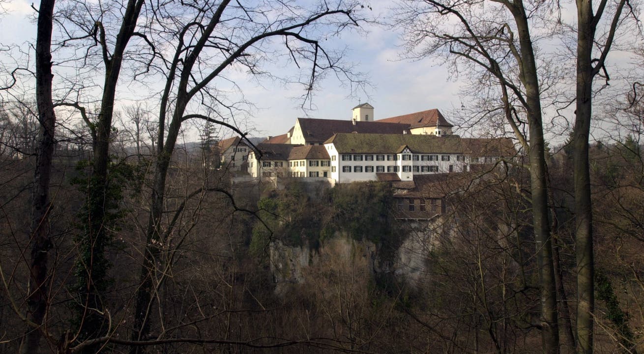 Das Kloster Mariastein ist nach dem Kloster Einsiedeln der zweitwichtigste Wallfahrtsort der Schweiz.