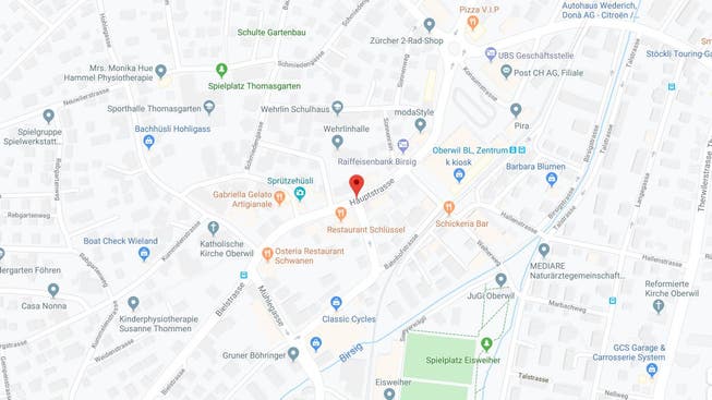 In Oberwil ereignete sich auf der Hauptstrasse eine Streifkollision. (zvg / screenshot google maps)
