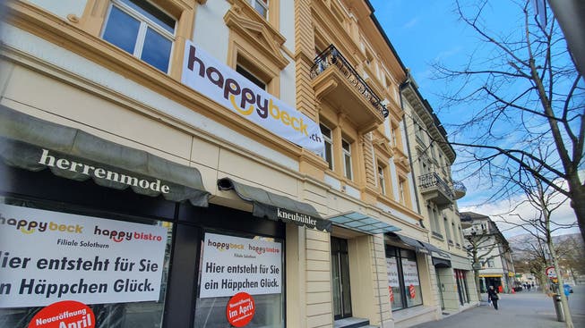 Im Herbst 2016 schloss die Herrenboutique Kneubühl. Jetzt lässt sich ein Bäckereibetrieb aus Zürich hier nieder.Bild: Andreas Kaufmann