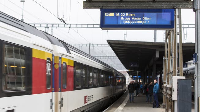 Eine stündliche Direktverbindung nach Bern gehört für Baden und Brugg zum Standard. Geht es nach dem Bund, geht diese mit Step 2035 verloren.