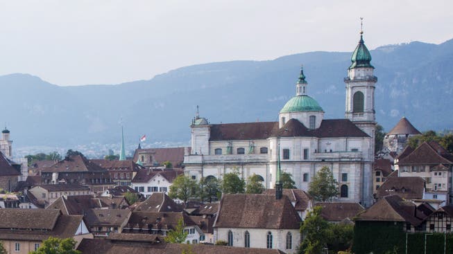 Um je drei Prozentpunkte bei den natürlichen und juristischen Personen sinkt die Steuerbelastung in Solothurn, wenn es nach dem Gemeinderat geht.