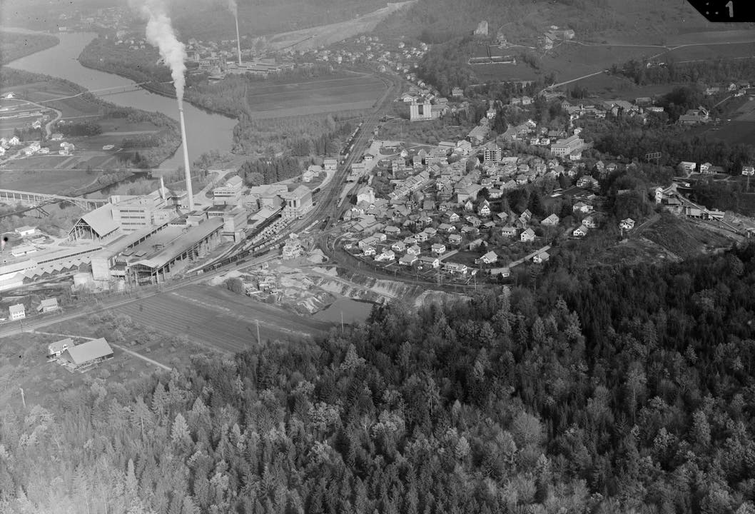 Aufnahme des Zementwerkes Wildegg von 1963.