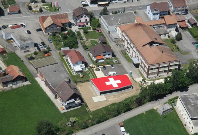 Das Schweizer Kreuz in Welschenrohr.