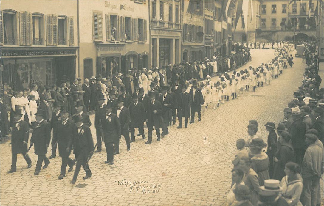 Die Zylindermänner 1914.