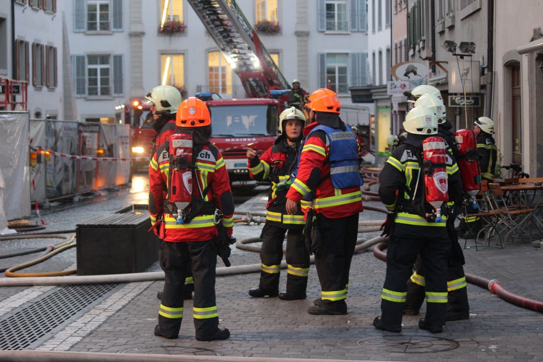 Insgesamt standen rund 150 Feuerwehrleute im Einsatz.
