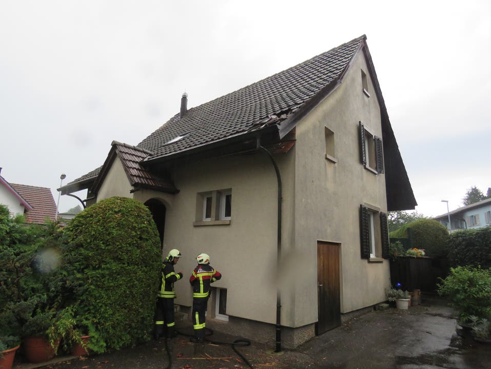 Kanton Aargau, 6. August: «Plötzlich hat es einen riesigen Klapf gegeben» - Folgen des Gewitters im Aargau