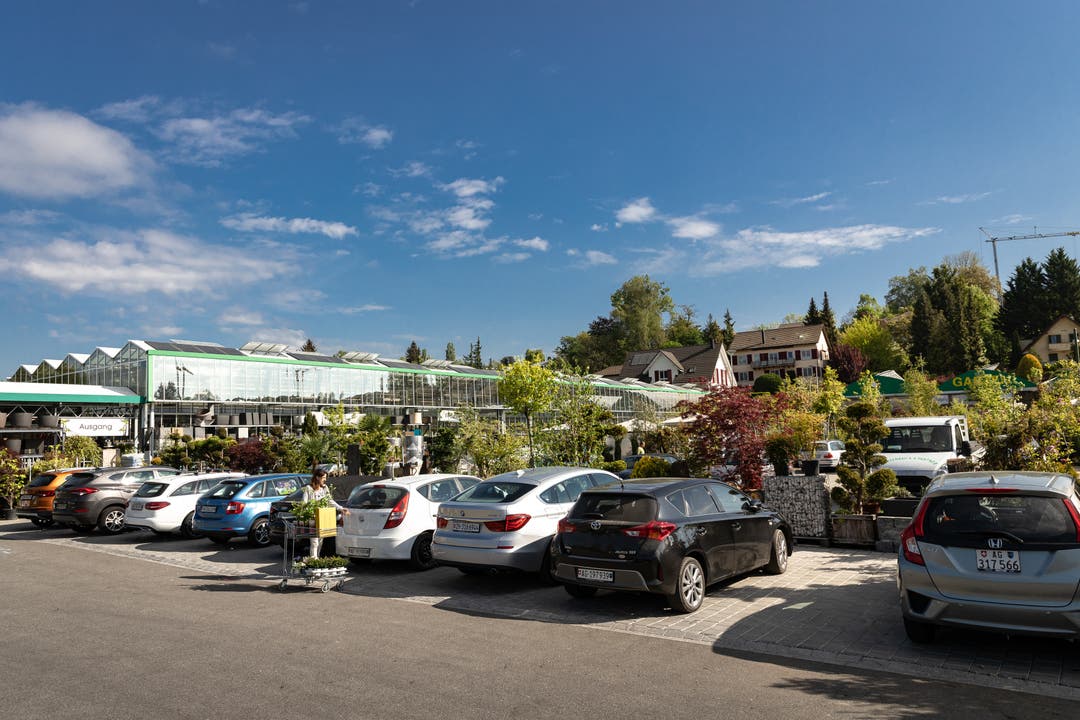 Das Gartencenter Hediger von Paul Hediger in Lengnau hat nach dem Lockdown seit Montag wieder geöffnet.