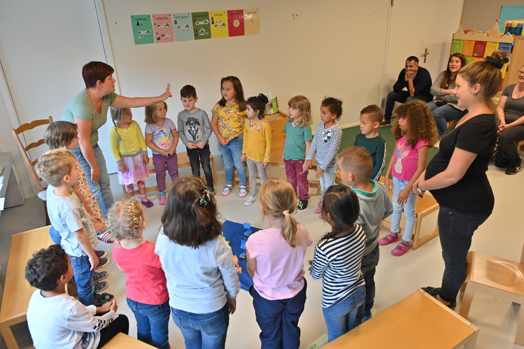Schulanfang Primarschule Kindergarten neues Schulhaus Alp 2 Wangen