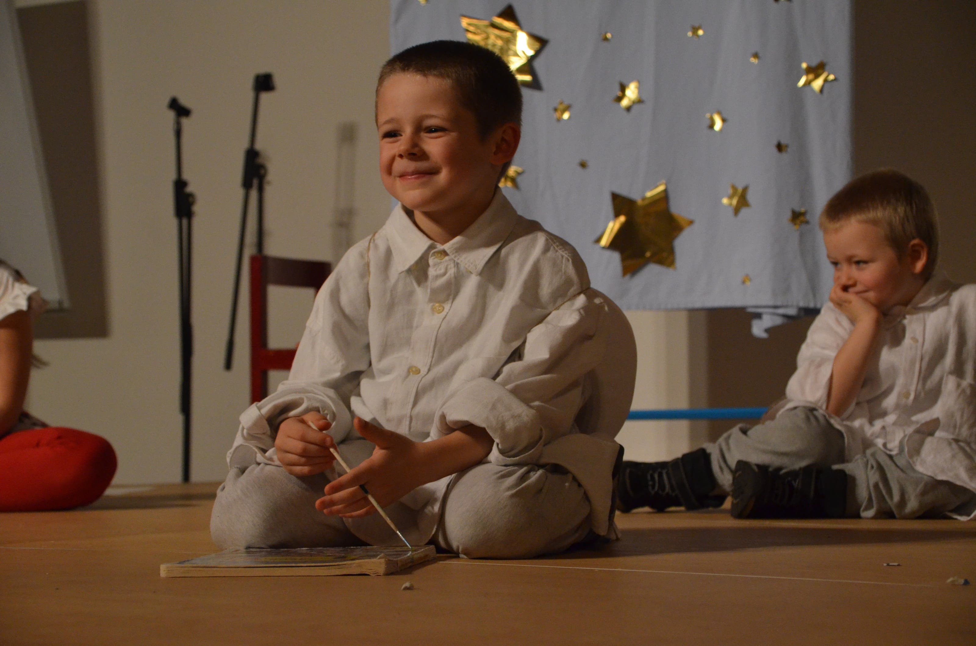 Bildstrecke Alle Jahre wieder fröhliche Weihnachten im Kinderheim Brugg