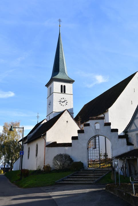 Die Kirche St. Stephan in Therwil. Kirche St. Stephan Therwil, Kirchrain 14.