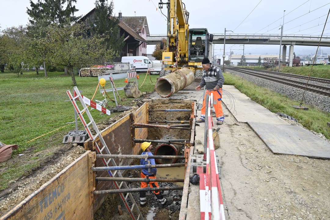  Die SWG saniert Gruppenwasserleitung entlang der Bahnstrecke Grenchen - Bettlach