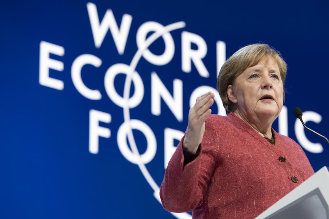 Angela Merkel verteidigte in ihrer Rede ihre Migrationspolitik und mahnte, die Klimajugend ernstzunehmen.