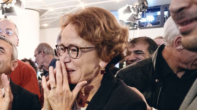 Eva Herzog (SP) ist klare Siegerin, mit drei Mal mehr Stimmen als Patricia von Falkenstein (LDP).