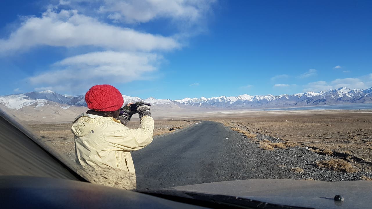 Leben in Kirgistan Nadine Boller aus Ennetbaden wollte eigentlich in die Mongolei, war aber vom ersten Moment an von Kirgistan fasziniert.
