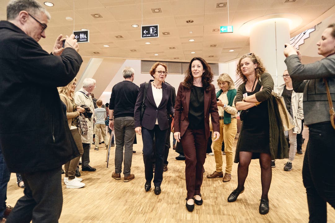 Tanja Soland im Kongresszentrum Basel am Wahlsonntag.