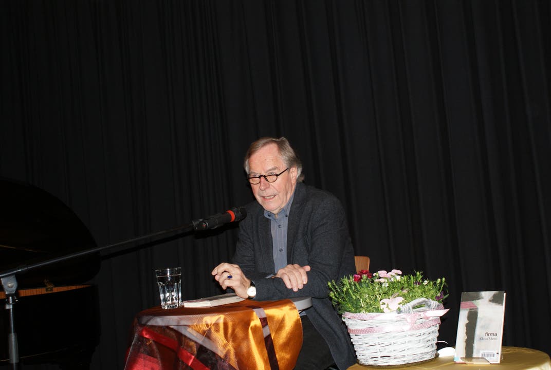 Klaus Merz Klaus Merz bei seiner Lesung aus "firma"