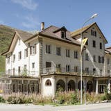 Der Kanton unterstütz die Sanierung des ehemaligen Hotels Meyerhof in Hospental finanziell. (Bild: PD)