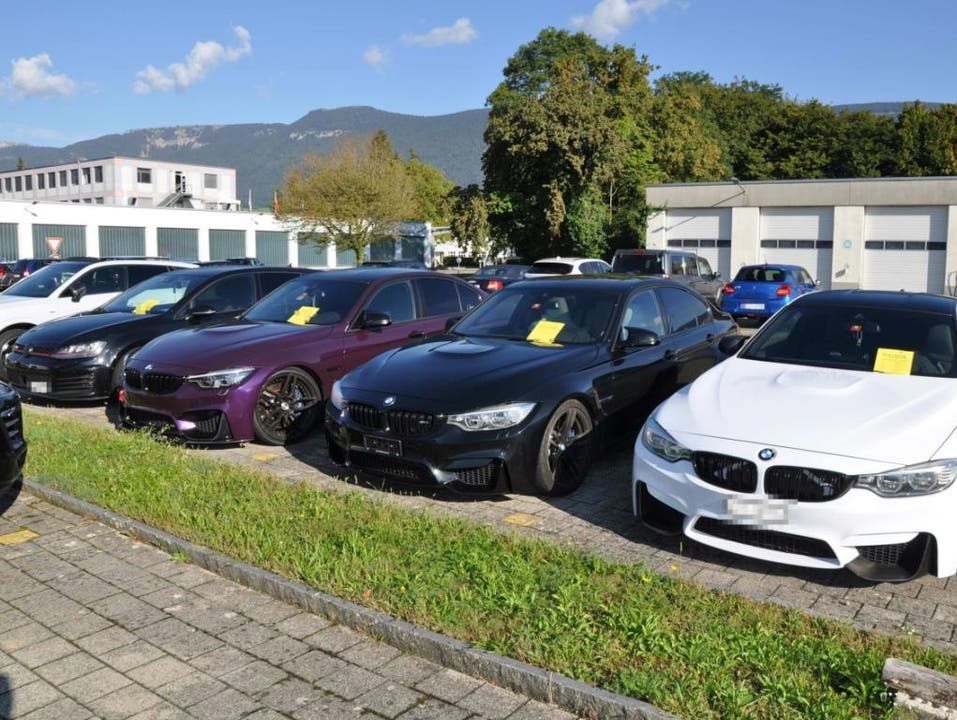 Kanton Solothurn, 4.September: Die Kantonspolizei hat in diesem Jahr schon 65 Fahrzeuge von Auto-Posern aus dem Verkehr gezogen.