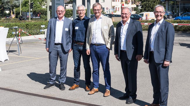 Wird Klaus Kirchmayrs (Mitte) Freundschaft zu Baudirektor Isaac Reber (l.) zum Problem?