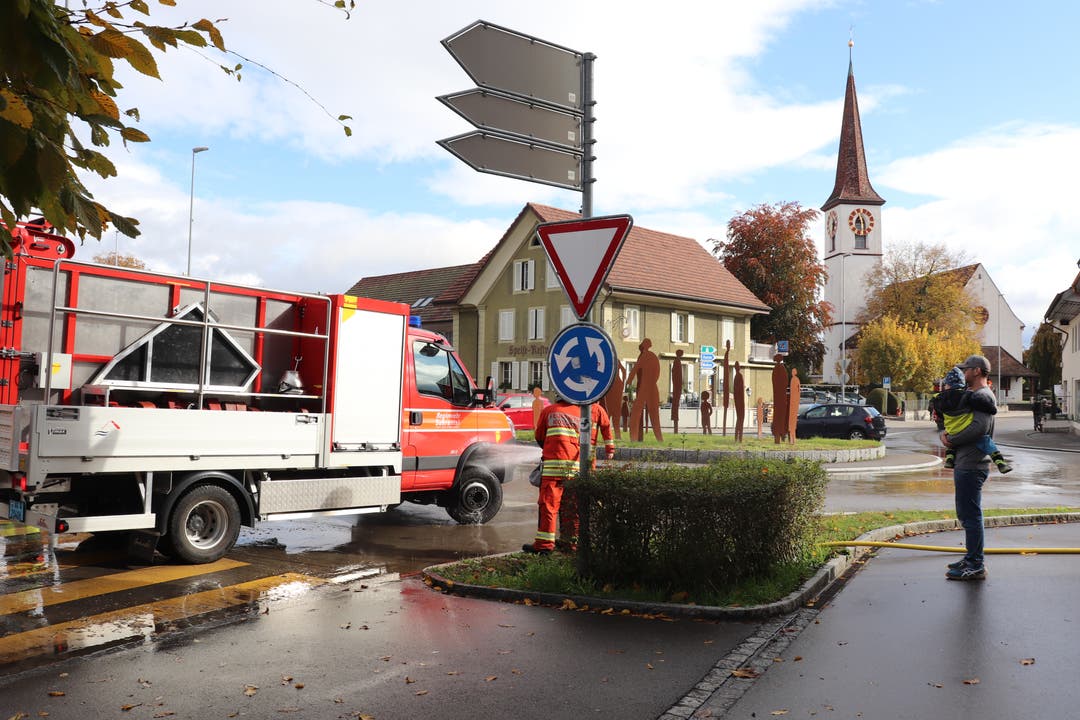 Kommandoübergabe Feuerwehr Kölliken und neues Tanklöschfahrzeug