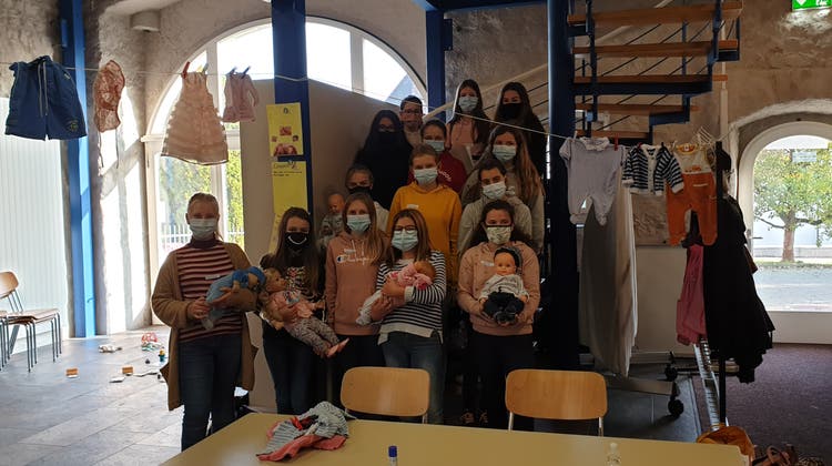 Rückblick auf den Babysitter Kurs der Frauen- und Müttergemeinschaft in Wolfwil