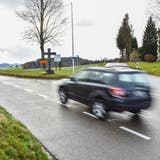 Autofahrer rasen mit bis zu 130 Kilometern pro Stunde auf der Hochwacht – der Sirnacher Gemeinderat reagiert mit fünf Massnahmen