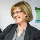 Katharina Aeschbacher bei ihrer Wahl zur neuen Gemeindepräsidentin von Warth-Weiningen im November 2018. (Bild: Reto Martin)