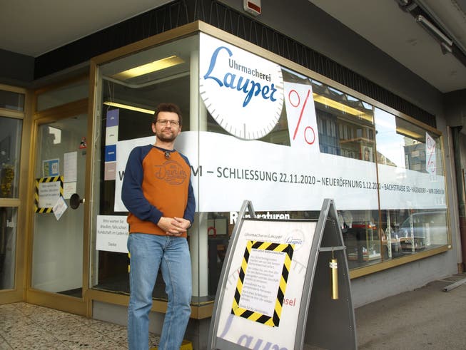 Simon Lauper letzte Woche vor dem Laden an der Ziegelfeldstrasse.