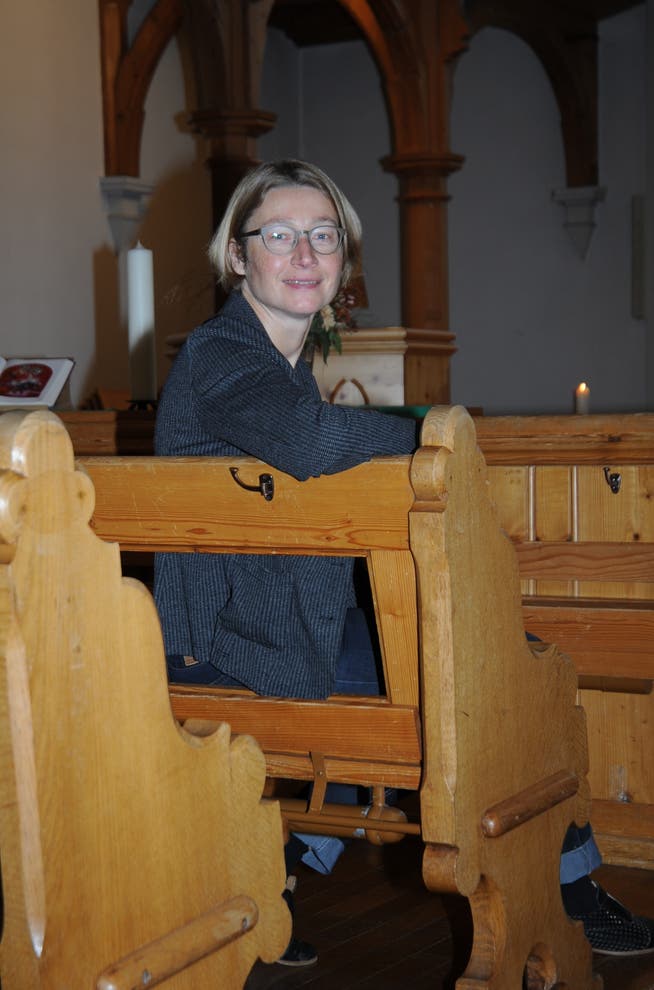 Ulrike Hesse ist reformierte Pfarrerin in Rehetobel. Sie ist es, welche die Organisation der Textserie «Lichtblicke» übernommen hat. 