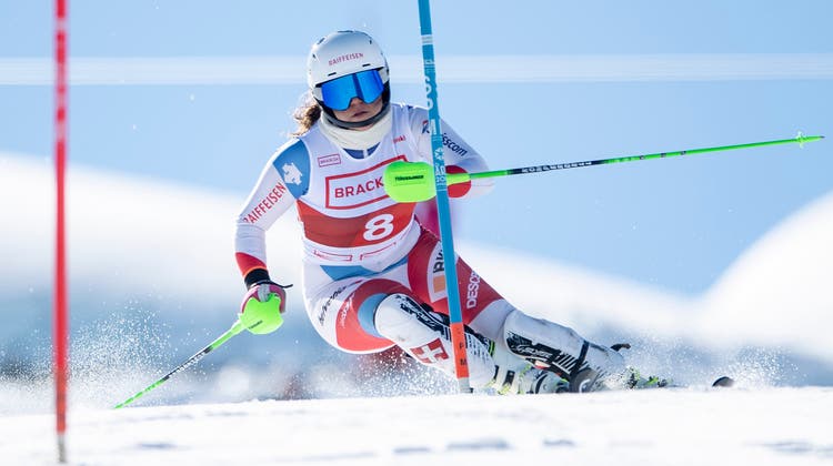 Im März 2019 fuhr Aline Höpli im Slalom der Frauen an der Schweizer Meisterschaft noch auf Rang zehn. Nun folgte der erste Podestplatz. (Urs Flüeler / KEYSTONE)