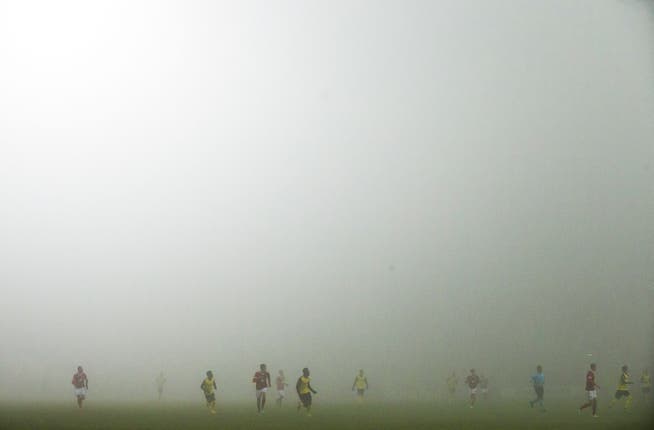 Wer hat da noch den Durchblick? CSKA Sofia und YB im Nebel der bulgarischen Hauptstadt.