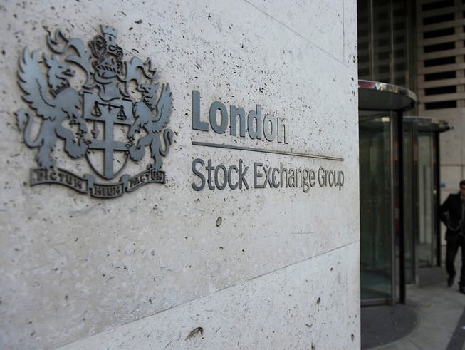 Das britische Finanzministerium will mehr Technologiekonzerne an die Londoner Börse locken. Es prüft daher, die Regeln für Börsengänge zu lockern.